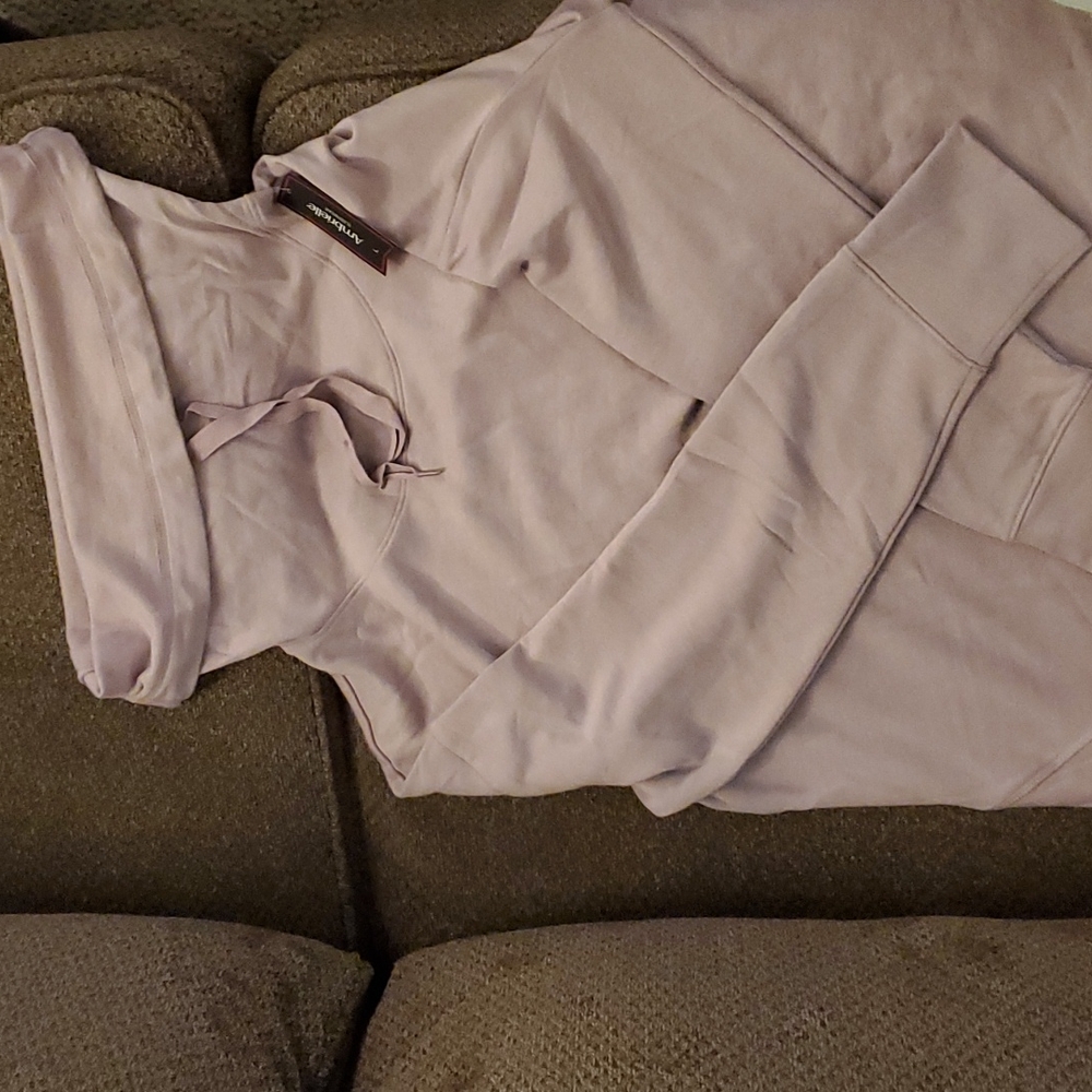 Sweat Shirt